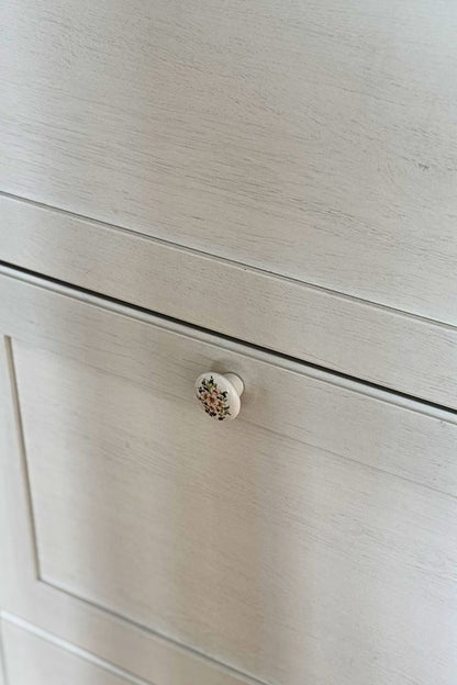 Poignée de porcelaine