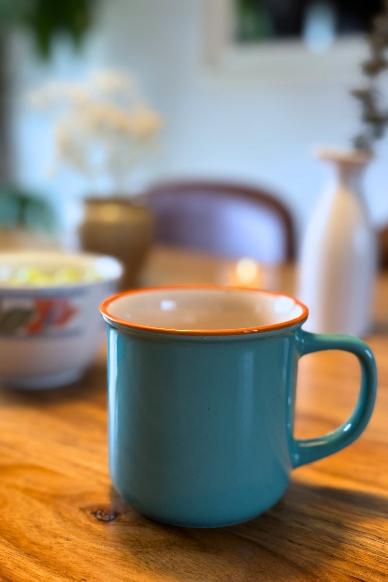 Tasse colorée